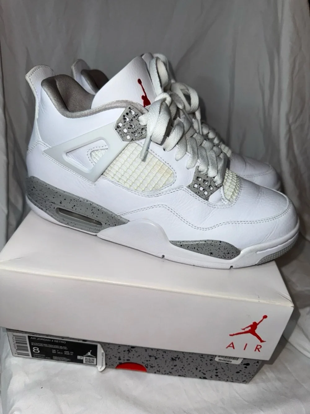 Air Jordan 4 Retro ‘White Oreo’